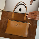 ÈLISE CASE